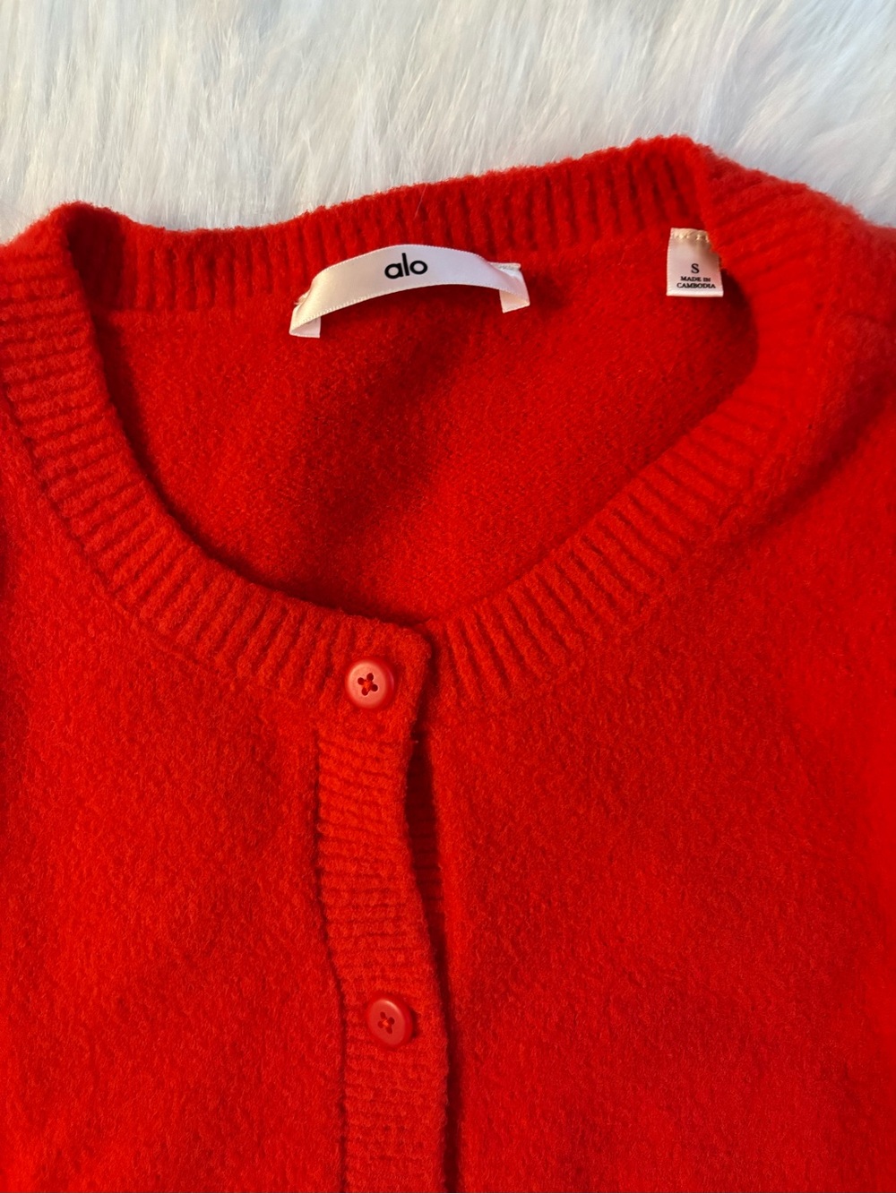 Alo Yoga Snuggle Up Sweater Cropped Cardigan - Bright Red Size Small - Picture 6 of 9